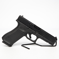 GLOCK 17 GEN5 PA175S203/G0835A 9MM 4.49'' 17-RD PISTOL (G72155)